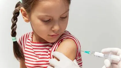 Gracias a la vacunación se evitan entre 3,5 y 5 millones de muertes al año por enfermedades como la difteria, el tétanos, la tos ferina, la gripe y el sarampión (Getty)