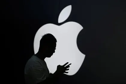 Apple estaría buscando un producto que genere un impacto similar al iPhone y un robot para el hogar sería el adecuado. (REUTERS/Aly Song/File photo)