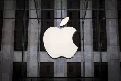 Apple recomienda a sus usuarios la autenticación en dos factores en todas las cuentas. (Foto: REUTERS/Mike Segar/Archivo)