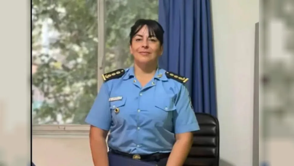 mujer policia