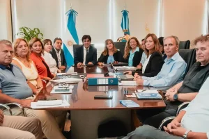 Docentes: el Gobierno presentó una oferta salarial con subas escalonadas y sumas fijas