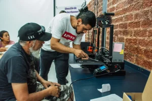 Oportunidad: brindan cursos de oficios gratuitos con certificación universitaria