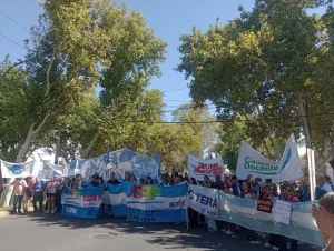 Sin acuerdo, la paritaria docente entra en pausa y seguirá el miércoles