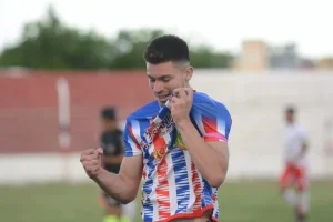 Peñarol avanza en FIFA por los derechos de Alan Cantero