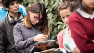 El 52% de los adolescentes no logra proyectar su futuro laboral y crece la incertidumbre por el empleo