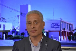 Quiroga Moyano se alineó con la defensa de la educación pública y pidió bajar la tensión política en San Juan