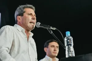 Dirigentes del PJ comienzan a impulsar a Uñac para el escenario nacional