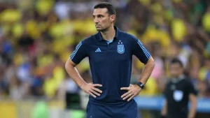 Lionel Scaloni confirmó en conferencia de prensa que Messi será suplente ante Jordania